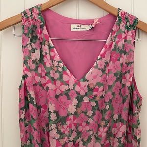 Vineyard, vines, floral, floaty, dress xs size but waist in expandable.